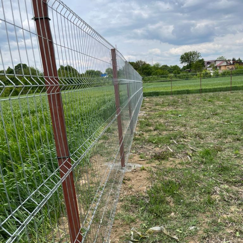 Sistem împrejmuire cu panouri bordurate