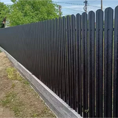 Panouri cu sipcă metalică